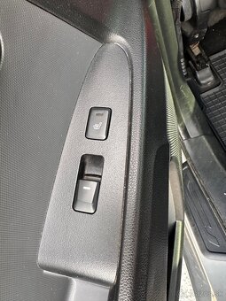 KIA Sportage 2.0 CRDi AWD - 15