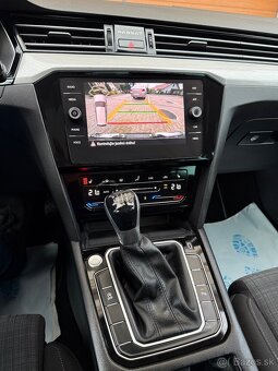 Volkswagen Passat Variant 2.0 TDI EVO Business - 15