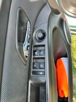 Predám Chevrolet Cruze 1,8 - 15