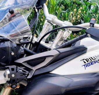 Triumph Tiger 800XC - 70kW, rok výroby 10/2012 - 15