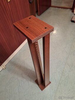 Reprobedne, reproduktory, 2 ks a Stojan na CD, kazety - 15