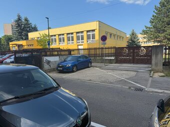 NA PRENÁJOM ÚTULNY 1-IZBOVÝ BYT NA RAJČIANSKEJ UL. VO VRAKNI - 15