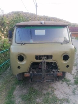 Uaz 452 - 15