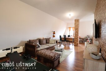 ZNÍŽENA CENA Rodinného domu na Velickom námestí, Poprad - 15