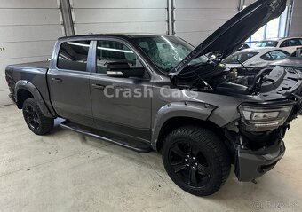 Dodge Ram  4x4 5.7 hemi 2021 rok - 15