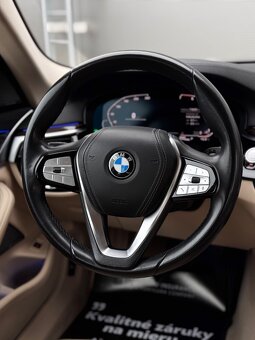 BMW Rad 5 530i xDrive A/T - 15