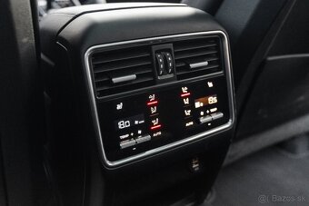 Predám Porsche Cayenne Turbo - 15