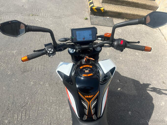 KTM DUKE 390 08/2022 2500KM - 15