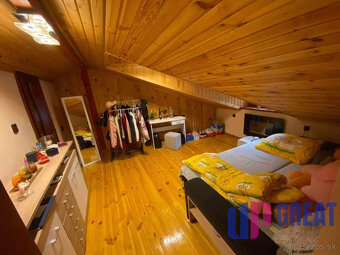 KROMPACHY- rodinný dom (10izieb)+ 3 garáže na PREDAJ - 15