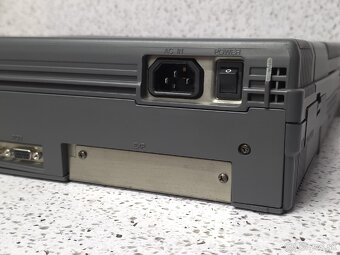 RETRO LAPTOP 》 TOSHIBA T3200SX 》HISTORICKÝ NOTEBOOK - 15