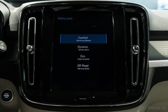 Volvo XC40 T4 190k Momentum Pro A/T - 15