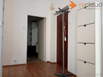 Prenájom 4-i. bytu v centre, s terasou, možnosť parkovať vo - 15