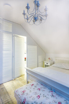 Nadštandardný 7 izb. rodinný dom Zálesie - 15