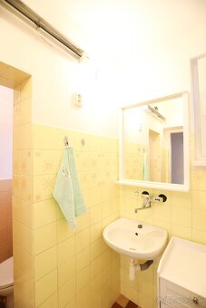 Rodinný dom s dvomi bytovými jednotkami v Trenčíne- Istebník - 15