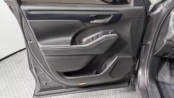 2021 TOYOTA HIGHLANDER XLE AWD 3.5V6 - 15