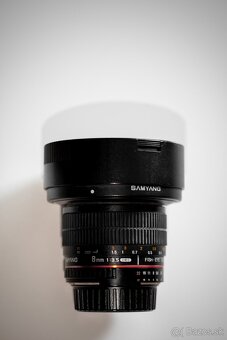 Nikon D7000, Nikkor 35mm 1.8G a 17-55 f/2,8, Samyang 8mm FE - 15