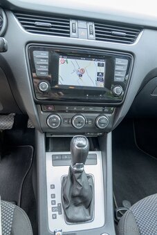 Skoda Octavia 3 Combi 1.6 DSG 2015 - 15