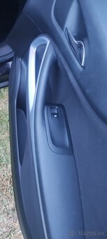 Opel Zafira Tourer - 15