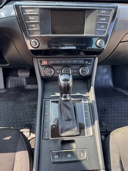 Škoda Superb 2.0 TDi 2016 - 15