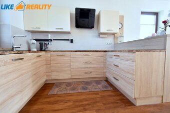 Rodinný dom s bazénom a altánkom Martin- Priekopa - 15