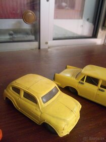 Staré hračky - maďarské autíčka - 15