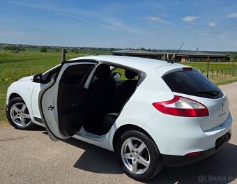 Renault Megane 1.6 16V 74KW-101PS R.V.11/2009 - 15