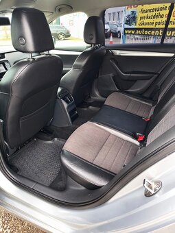 Škoda Octavia Combi 2.0 TDI Business - 15