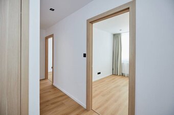 NA PREDAJ,4-izbový byt Košice - Západ - Michalovská ul. - 15