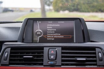 BMW Rad 3 Touring 320d xDrive SPORTLINE - 15