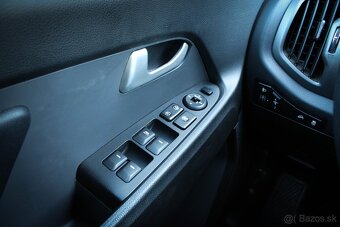 Kia Sportage 1.7 CRDi VGT 2WD Panoramatická strecha, Tažné - 15