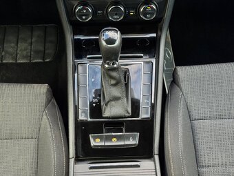 Škoda Superb 2.0 tdi DSG - 15