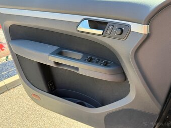 ►VW TOURAN 1,6 MPI FREESTYLE - 75 kW, NAVI, PARK. SENZORY◄ - 15