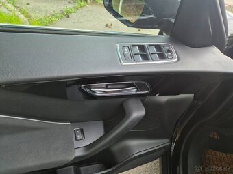Jaguar F-Pace 2.0D I4 180k Pure AWD A/T - 15