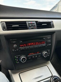 BMW E91 Touring 120Kw - 15
