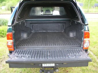 Toyota Hilux 3.0 D-4D 126Kw 4x4 A/T 5 - 15