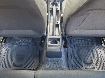 Škoda Fabia 1.2 HTP Easy 55k (benzín) kup.v SR - 15