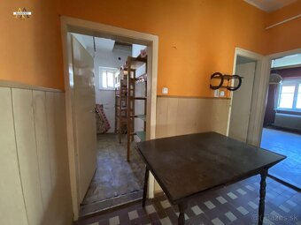 Na predaj rodinný dom na pozemku 592 m2 za 86 000 eur. - 15