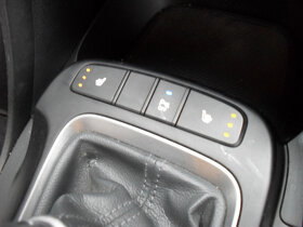 Hyundai Santa Fe 2,2 CRDi Premium 4WD Manuál 319.000Kč - 15