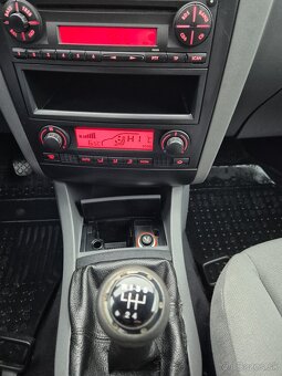 Seat Ibiza 1.9 TDi PD Signo - 15