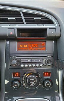 PEUGEOT 3008 1.6 HDI BUSINESS M6 - 15