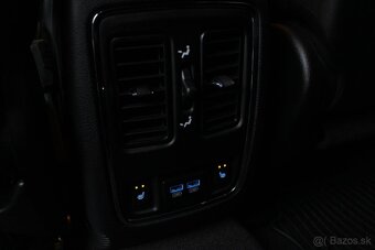 Jeep Grand Cherokee 3.0L V6 TD Limited A/T - 15