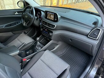 HYUNDAI TUCSON 1.6 GDI SMART/ 60 000 km/ 1.MAJITEĽ/ NEBÚRANÉ - 15