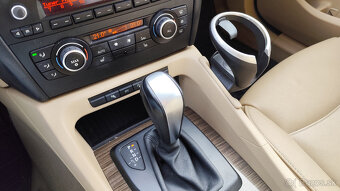 BMW X1 2.0d xDrive A/T 130kW 7/2010 - 15