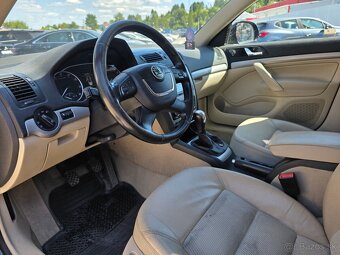 Škoda Octavia 1.8 TSI Elegance - 15