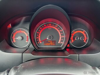 Kia Ceed 1.6 benzín, 91kW, MT/6, rok:02.2012. - 15