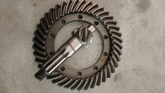 UAZ ,GAZ 69,66,21,24,ŽUK,ZIL,ARO M461 Náhradné diely. - 15