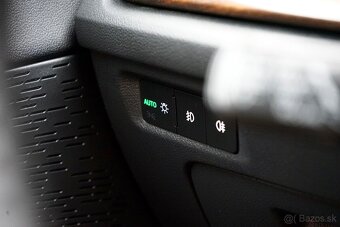 Škoda Octavia Combi 2.0 TDI Scout 4x4 DSG (147 kW / 200 k) - 15