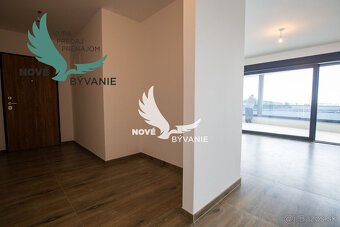 Luxusný apartmán v prvej rade od mora s výhľadom na more v C - 15