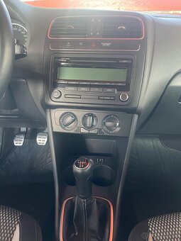 Volkswagen Polo Cross 1.6 TDi - 15