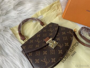 Louis Vuitton Tilsitt Monogram kabelka - 15
